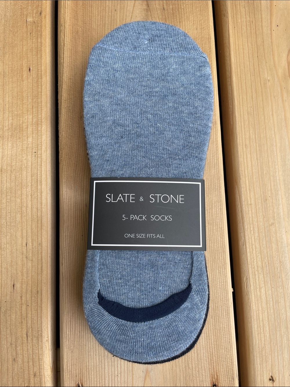 Slate & Stone No-Show Socks in Heather Gray with Navy Accent